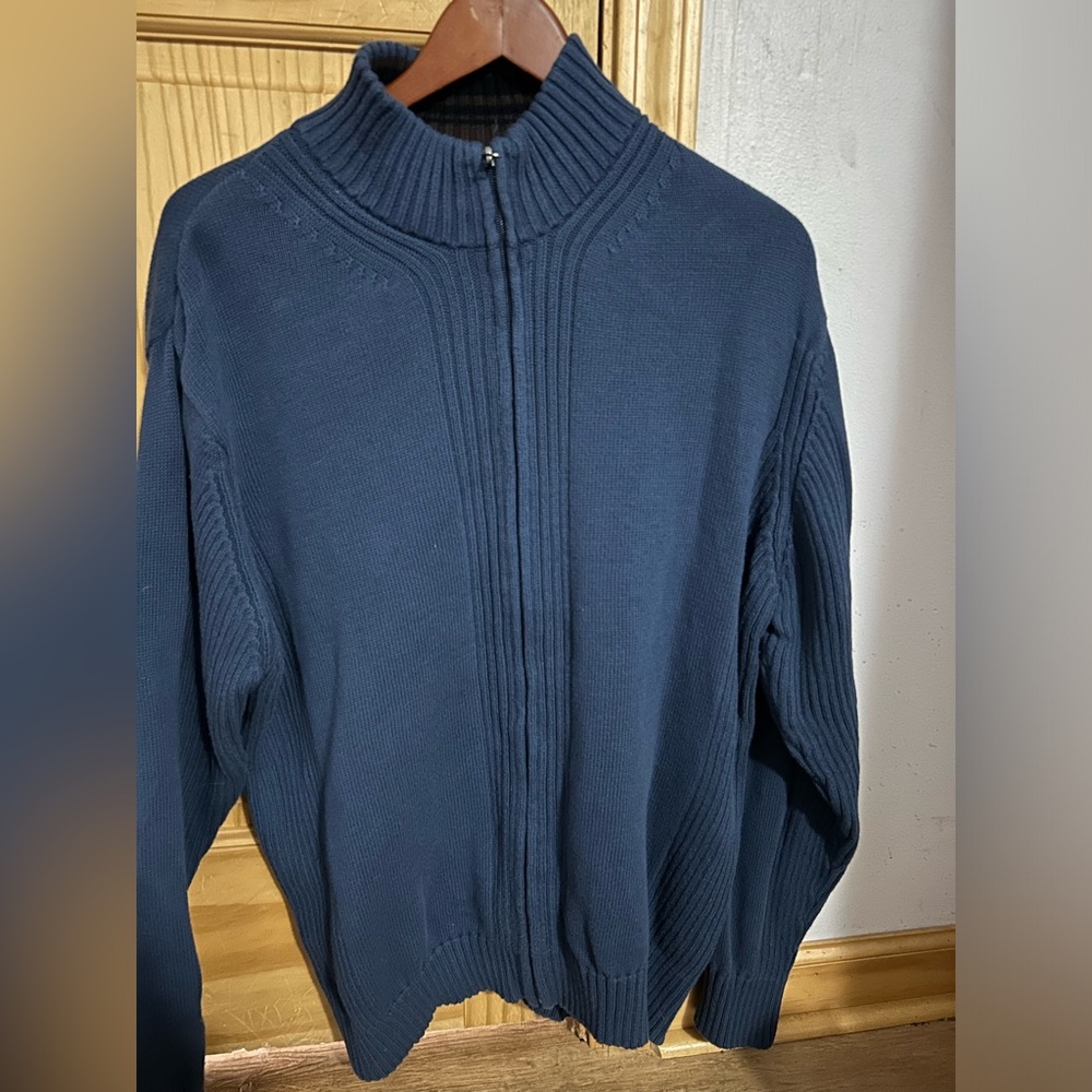 Haggar zip up sweater